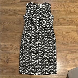 Elegant Black and White Patterned Dress